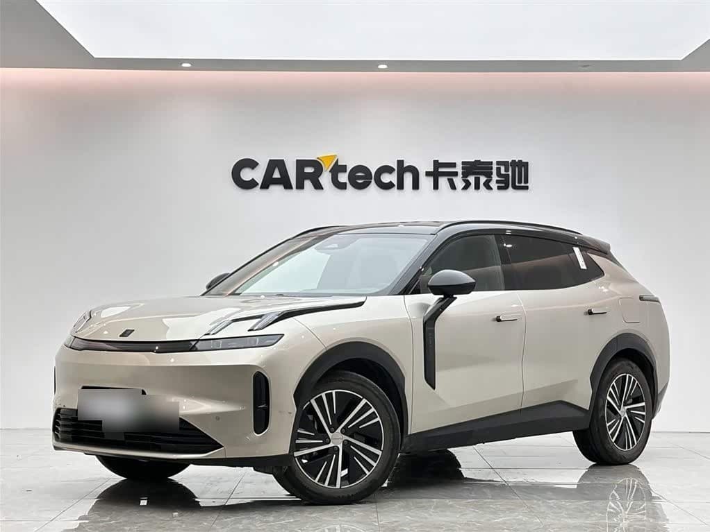 2023 Lynk & Co 08 EM-P front exterior