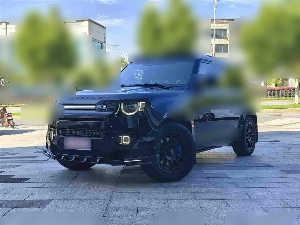 2022 Land Rover Defender front exterior