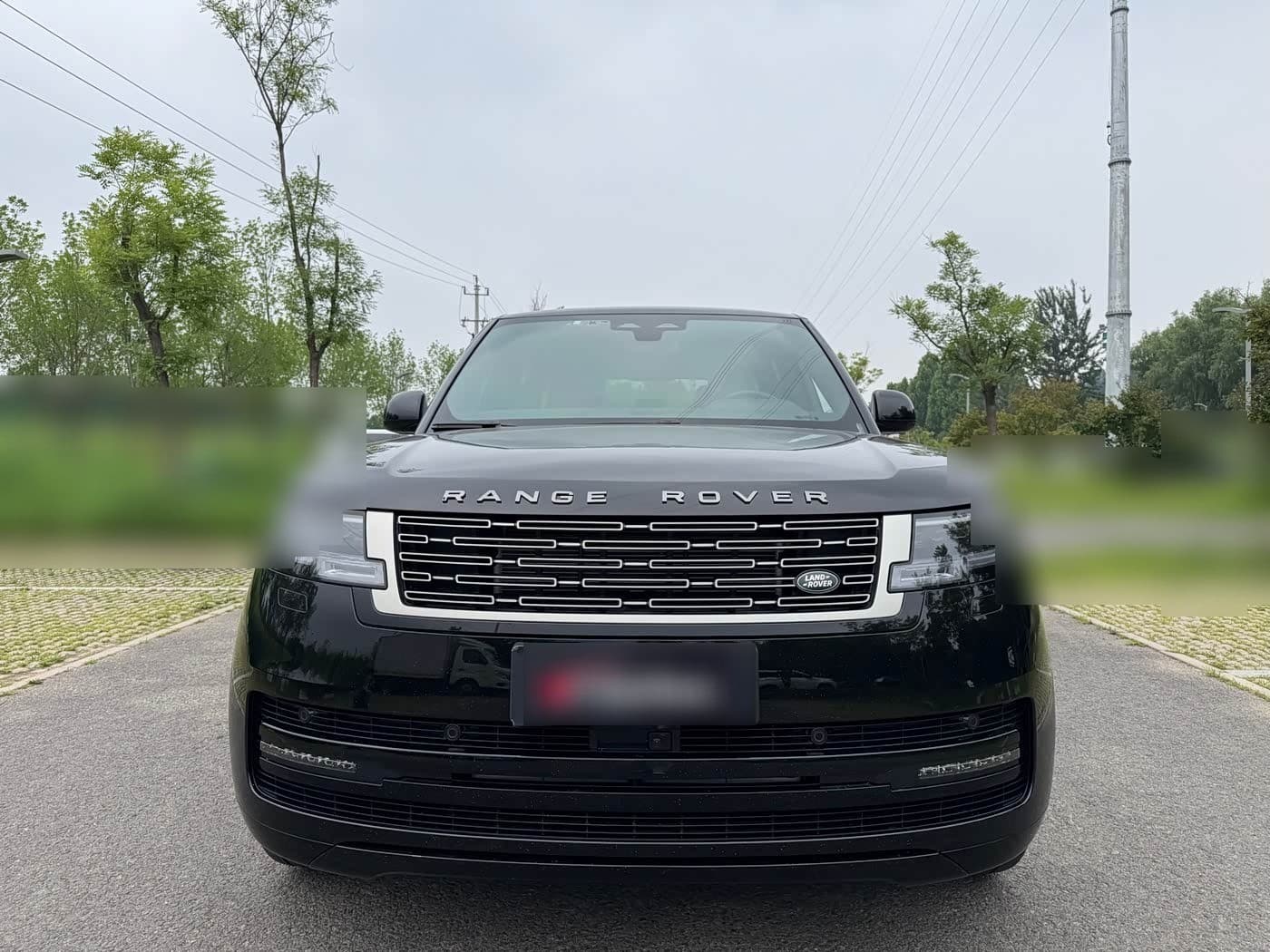 2022 Land Rover Range Rover front exterior