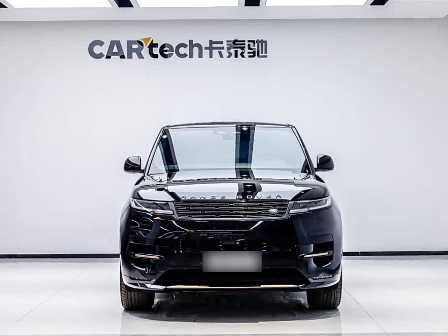 2023 Land Rover Range Rover Sport front exterior