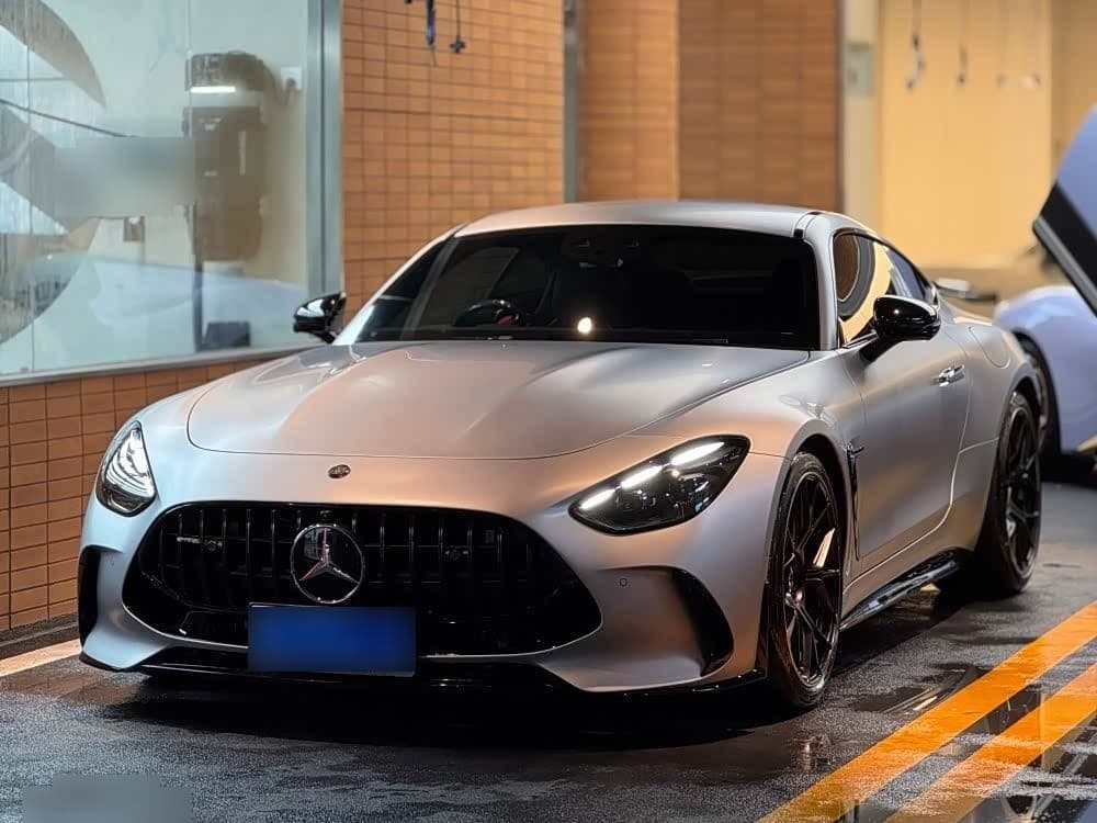 2025 Mercedes-Benz AMG GT front exterior