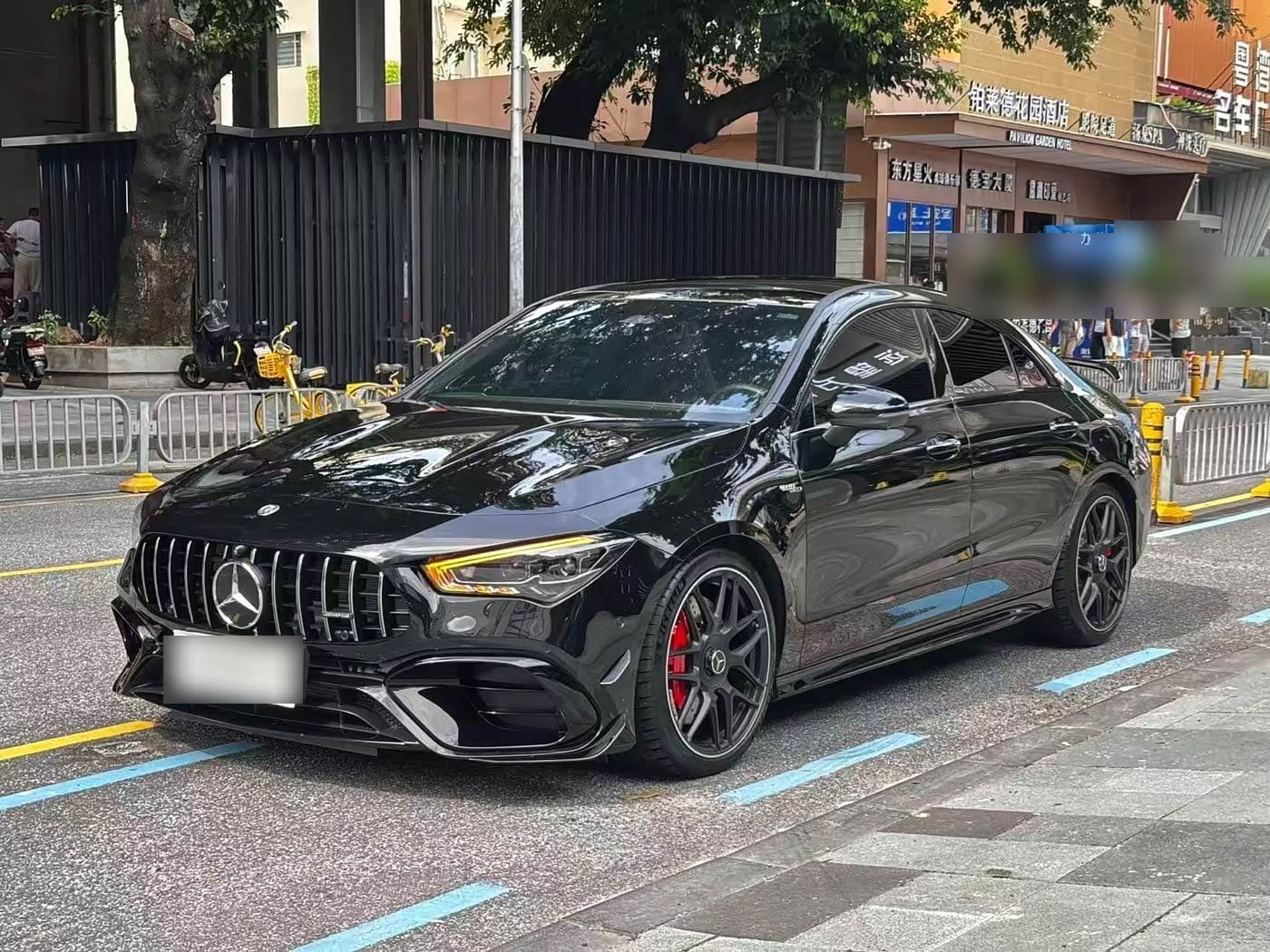 2025 Mercedes-Benz CLA AMG front exterior