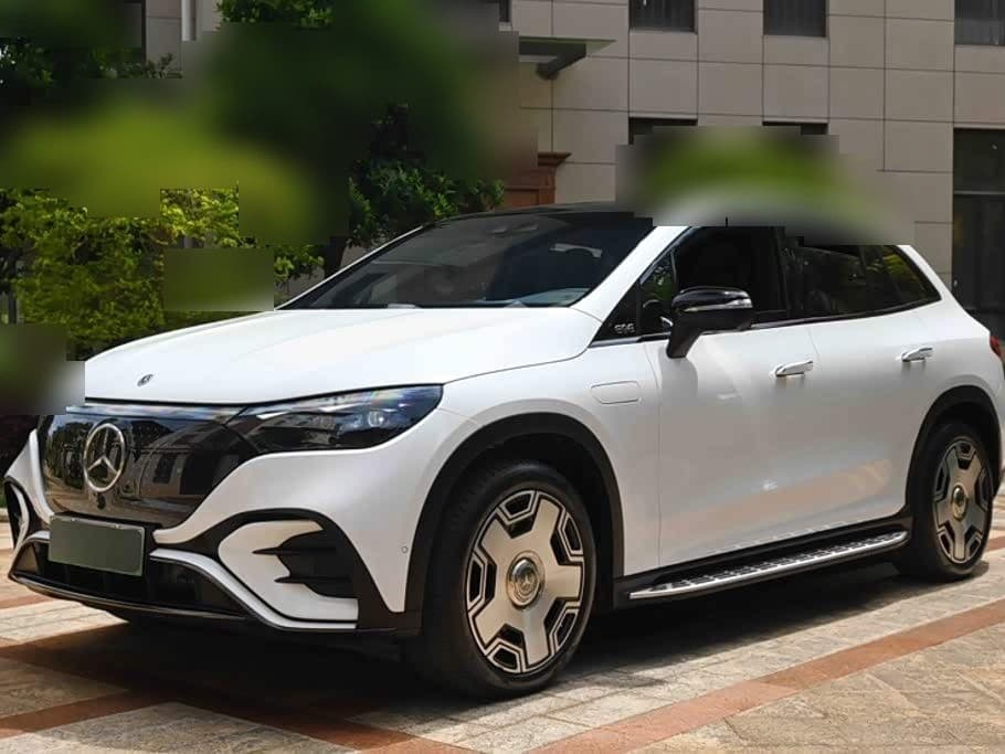 2023 Mercedes-Benz EQE SUV front exterior