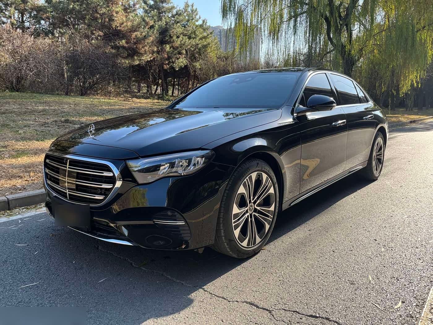 2024 Mercedes-Benz E-Class New Energy front exterior