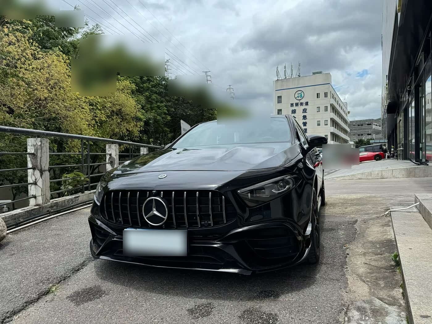2023 Mercedes-Benz A-Class AMG front exterior