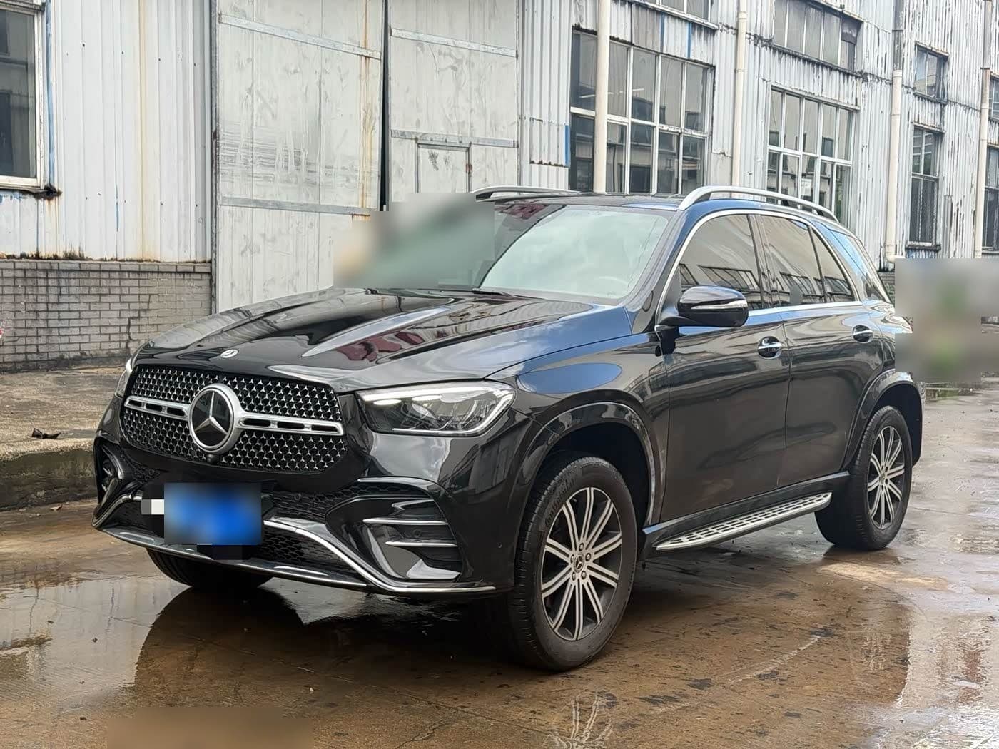 2024 Mercedes-Benz GLE front exterior