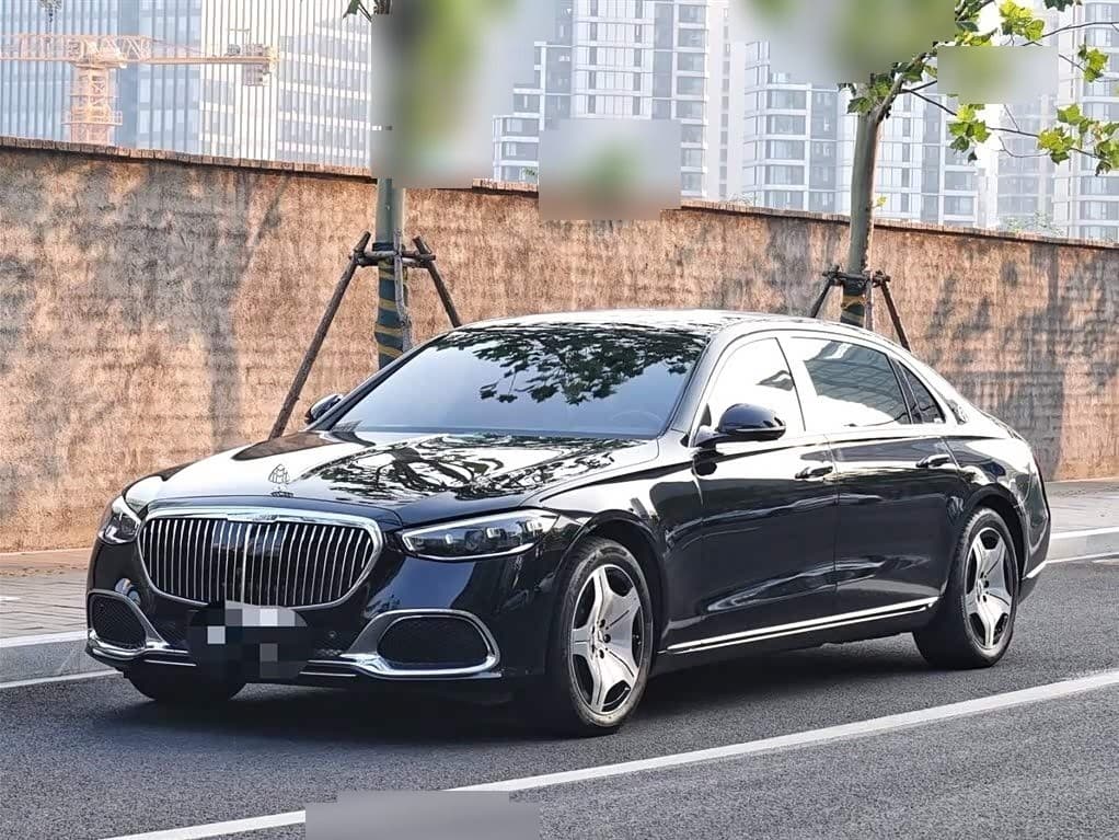 2022 Mercedes-Benz Maybach S-Class front exterior