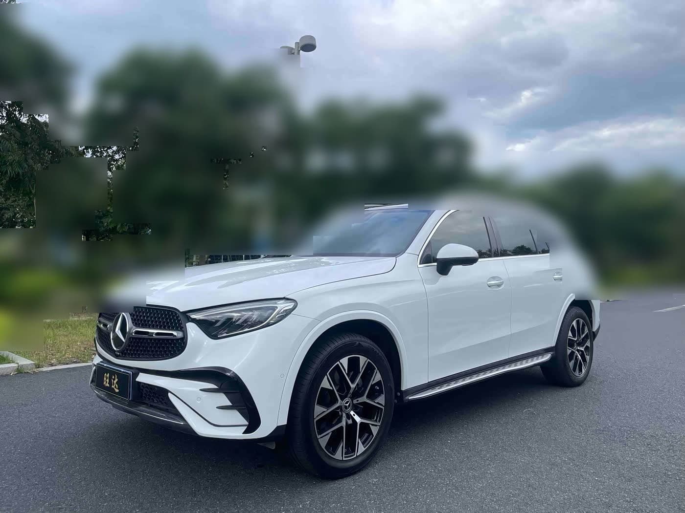 2023 Mercedes-Benz GLC