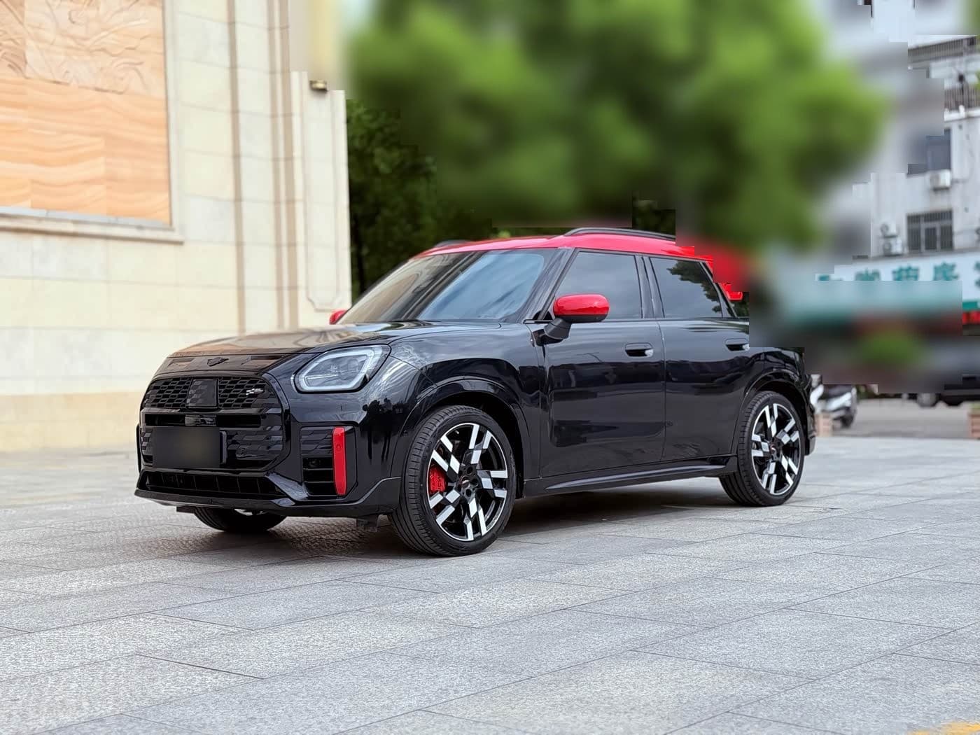 2024 MINI JCW COUNTRYMAN front exterior