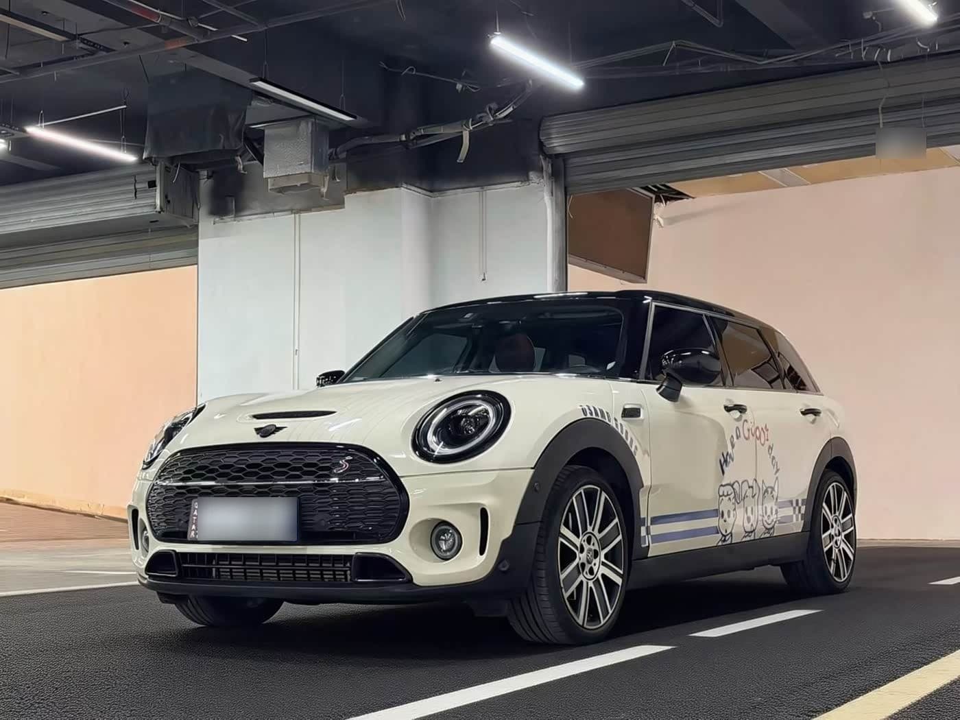 2022 MINI CLUBMAN front exterior