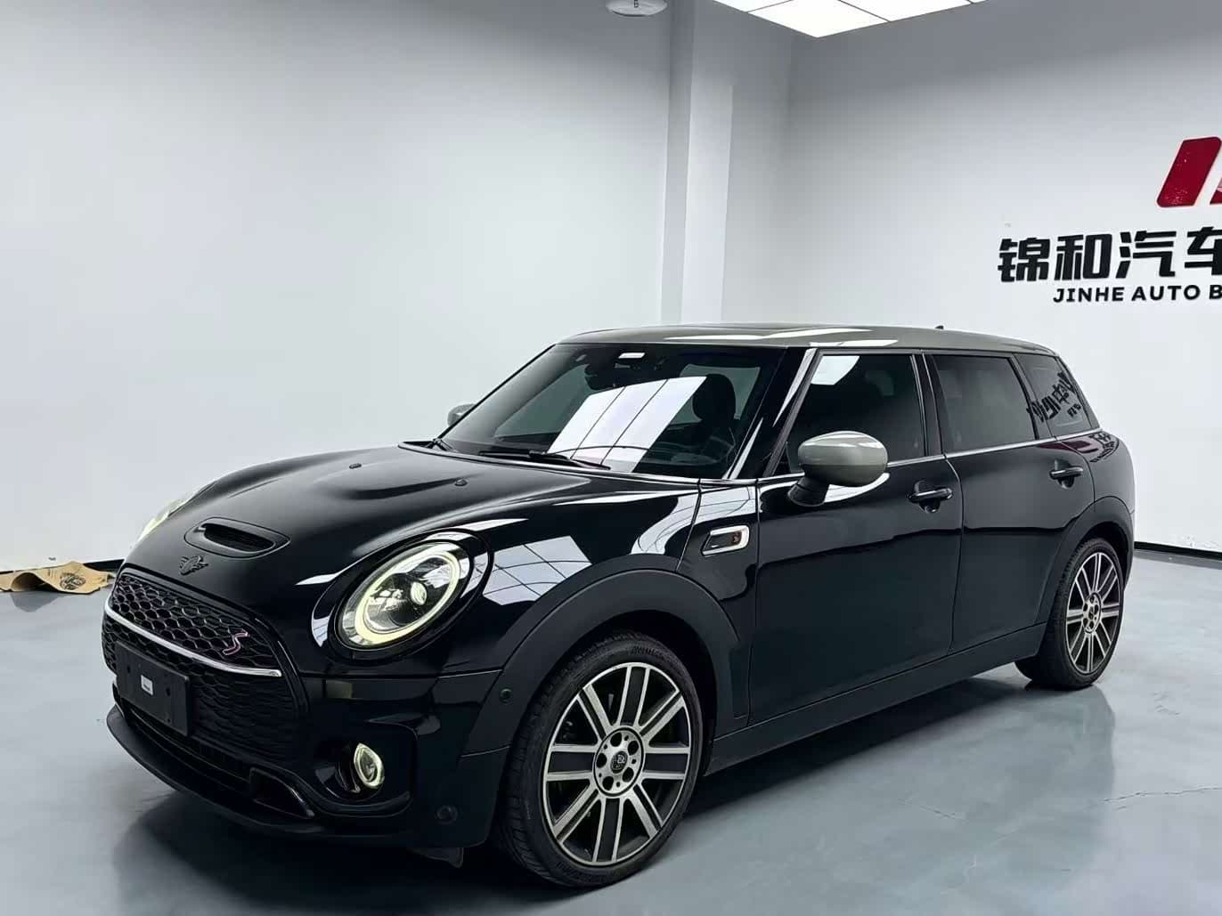 2022 MINI CLUBMAN front exterior