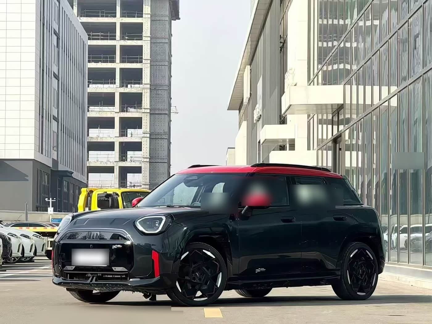2025 MINI Electric MINI JCW ACEMAN