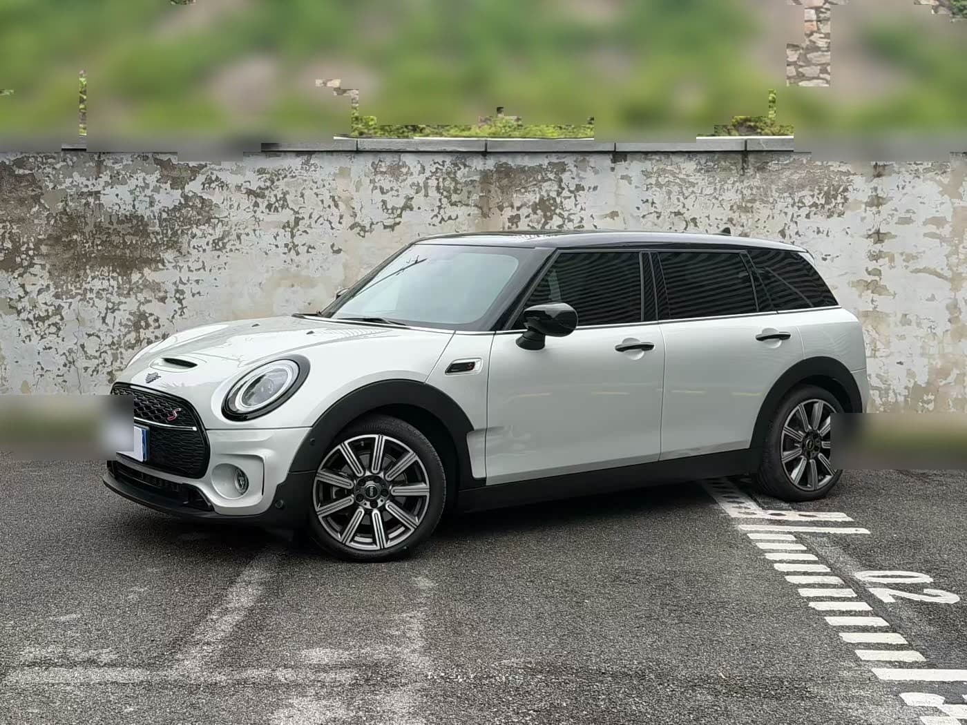 2022 MINI CLUBMAN front exterior
