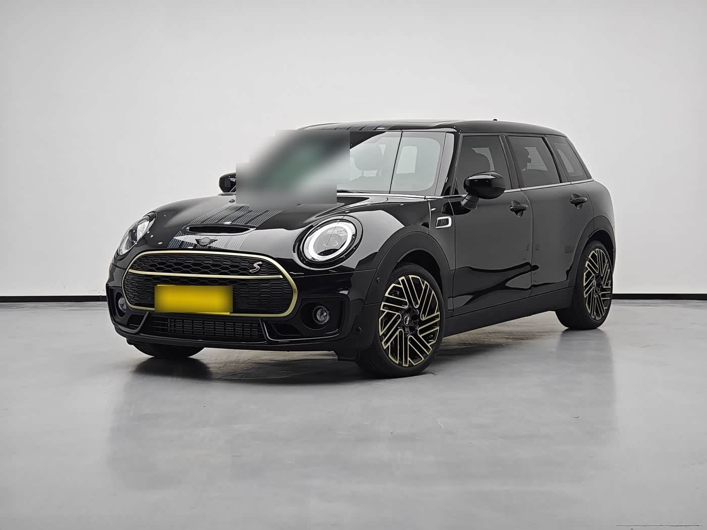 2023 MINI CLUBMAN front exterior