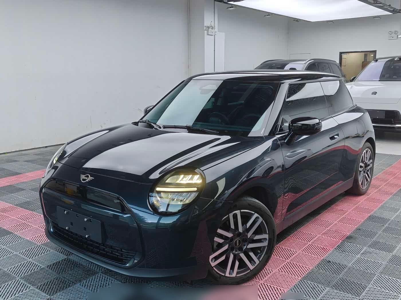 2025 MINI Electric MINI COOPER
