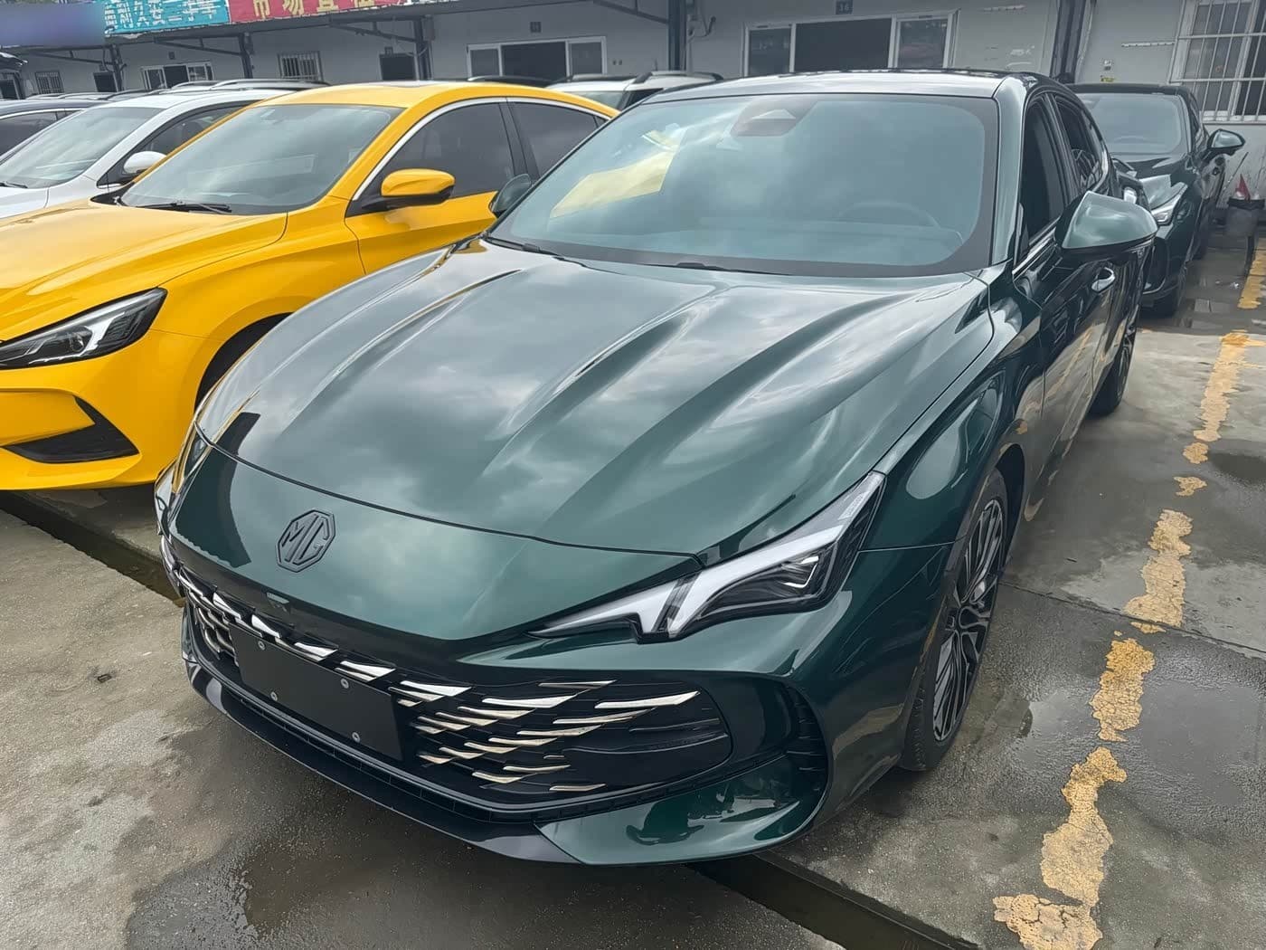 2023 MG MG7 front exterior