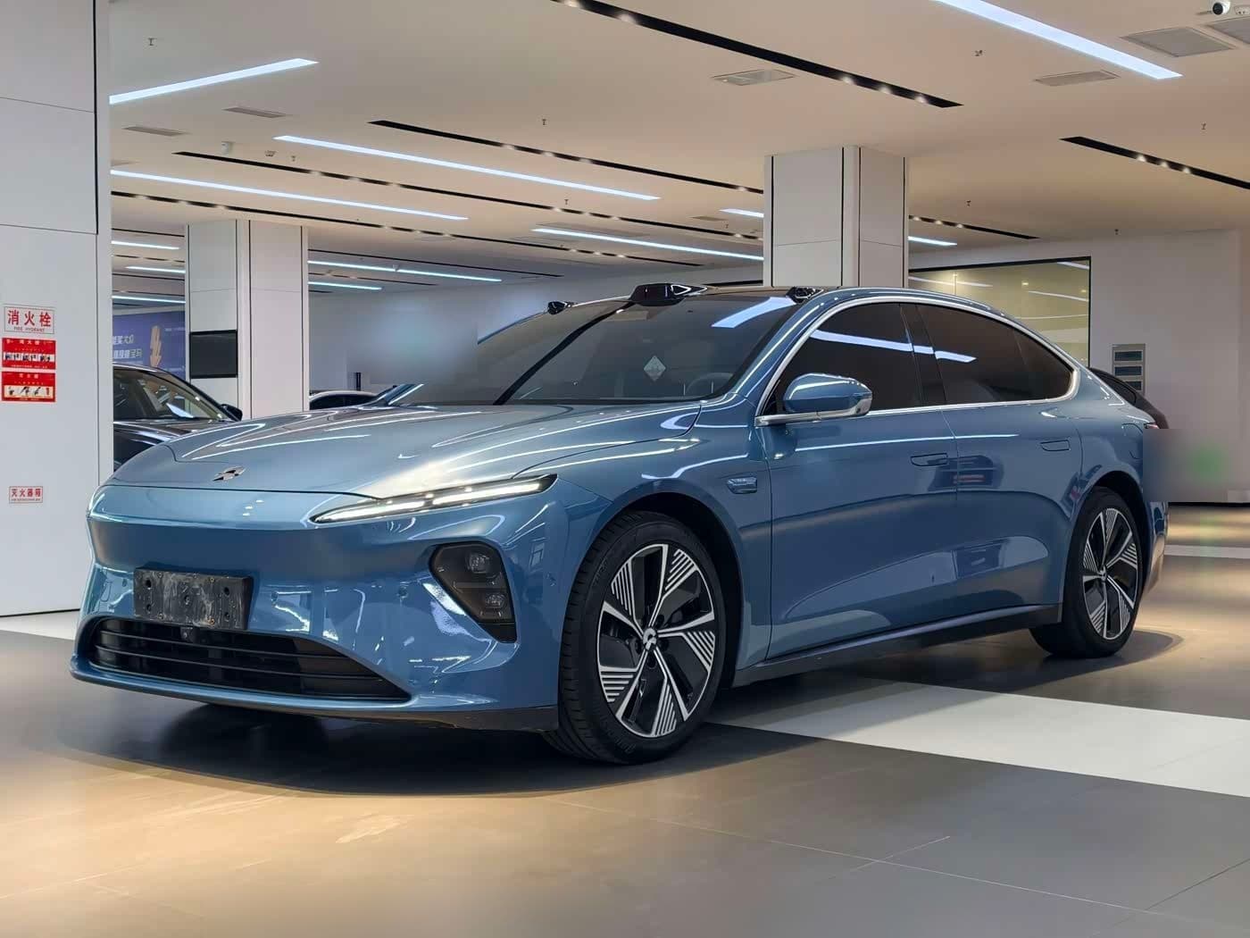 2023 NIO ET7 front exterior
