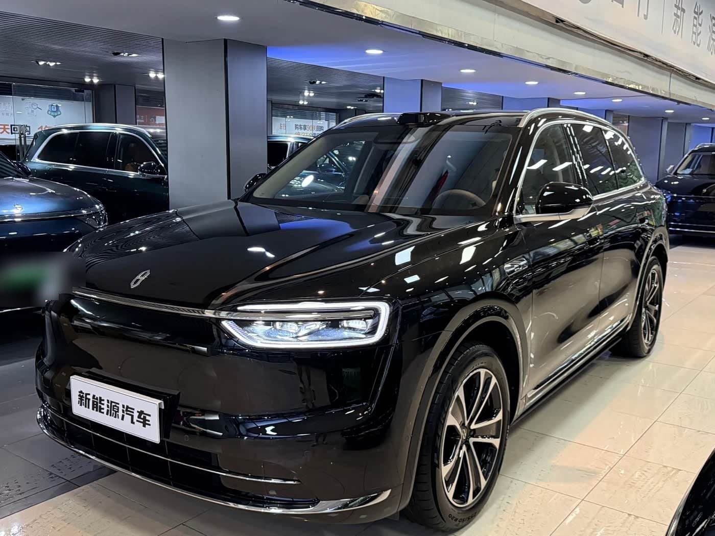 2025 AITO Wenjie AITO M7 front exterior