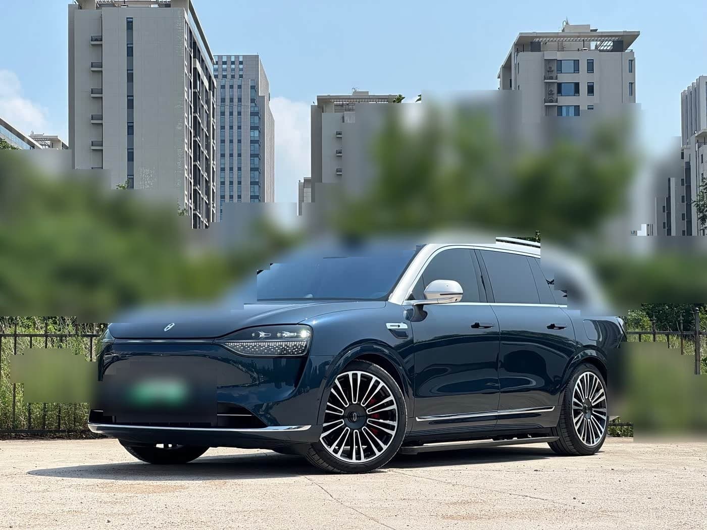 2025 AITO Wenjie AITO M9 front exterior