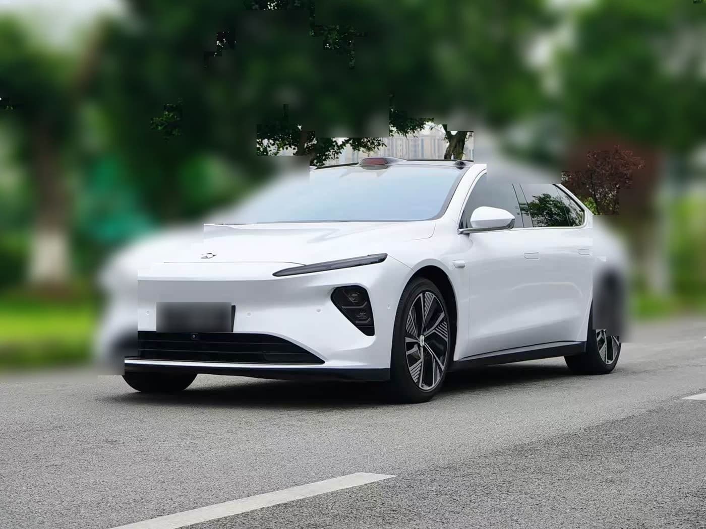 2023 NIO ET7 front exterior