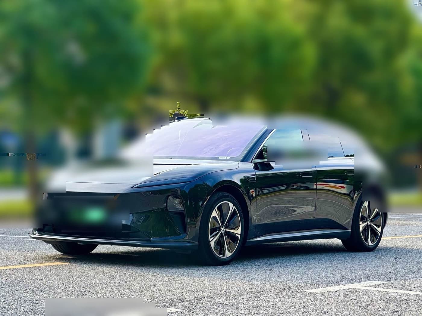 2024 NIO ET5T front exterior