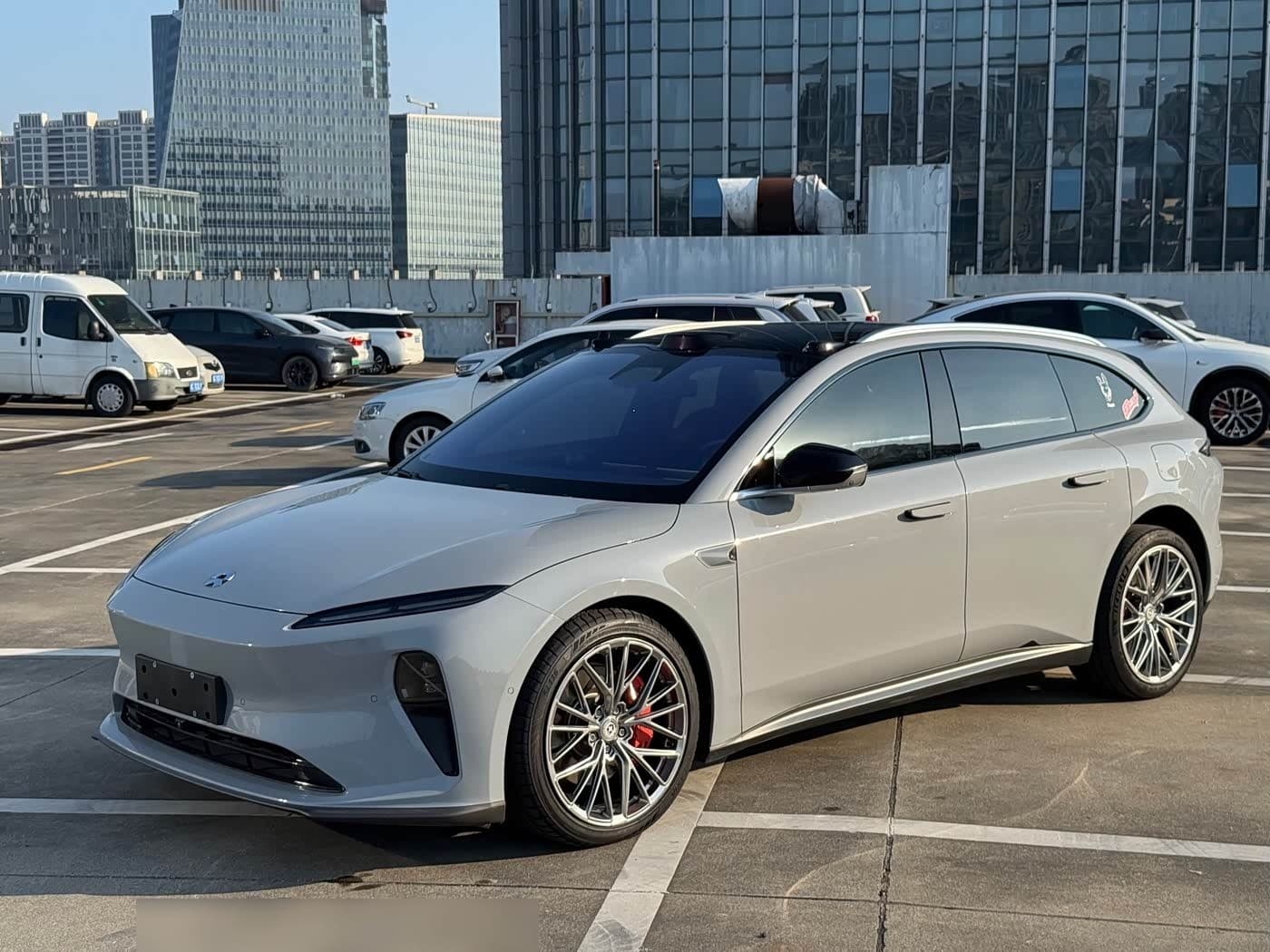 2024 NIO ET5T front exterior