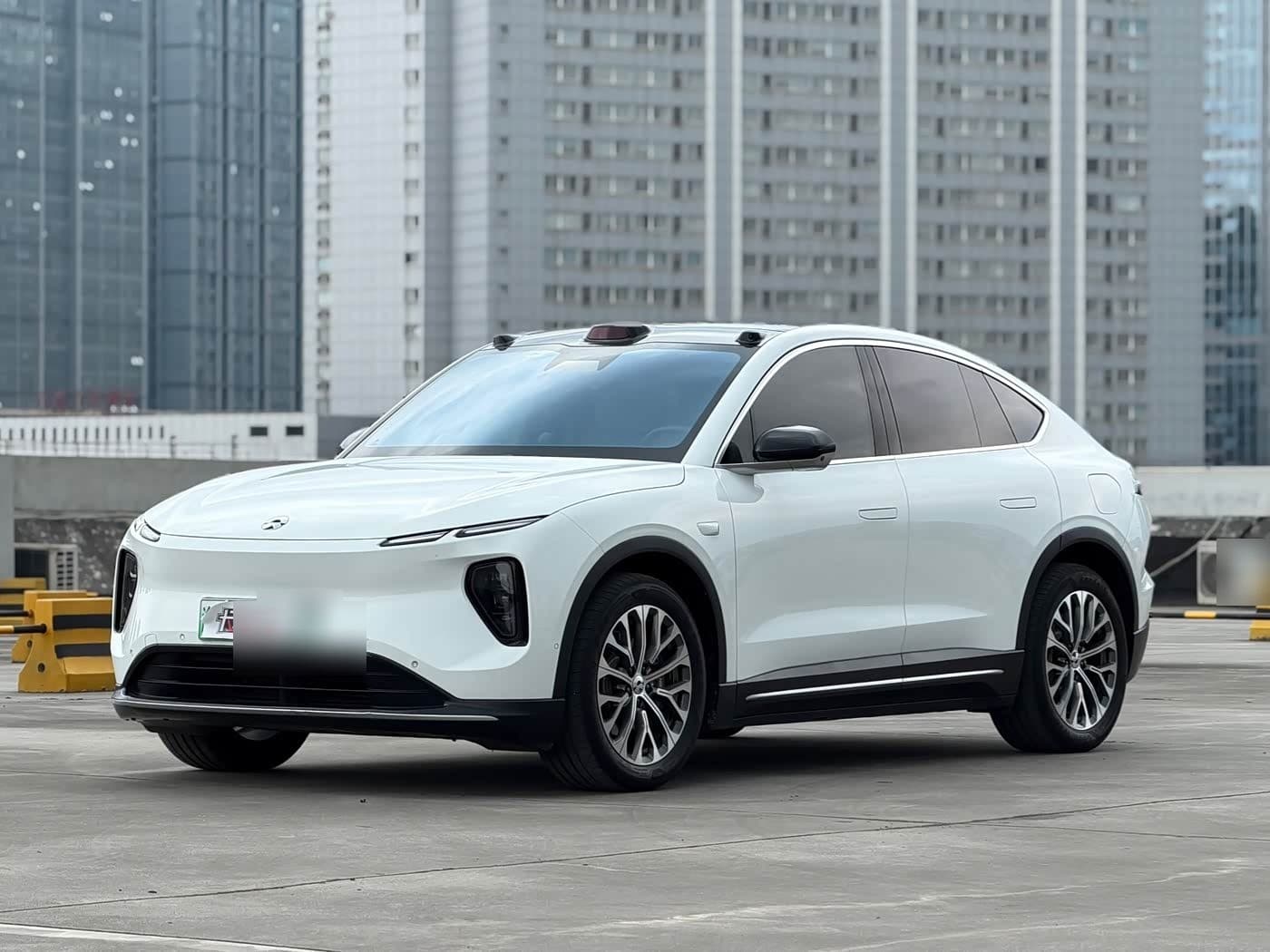2023 NIO EC6 front exterior
