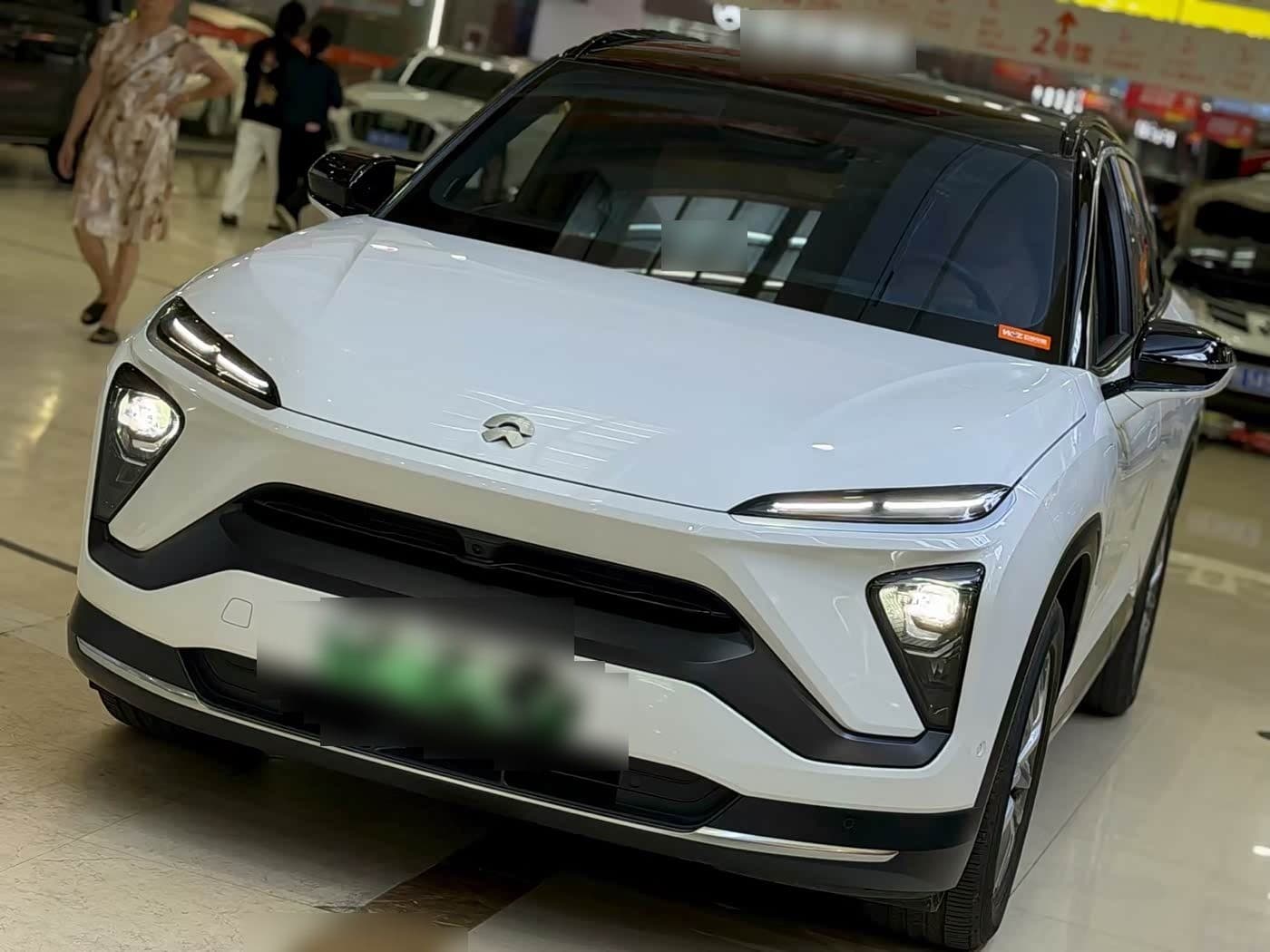 2022 NIO ES6 front exterior