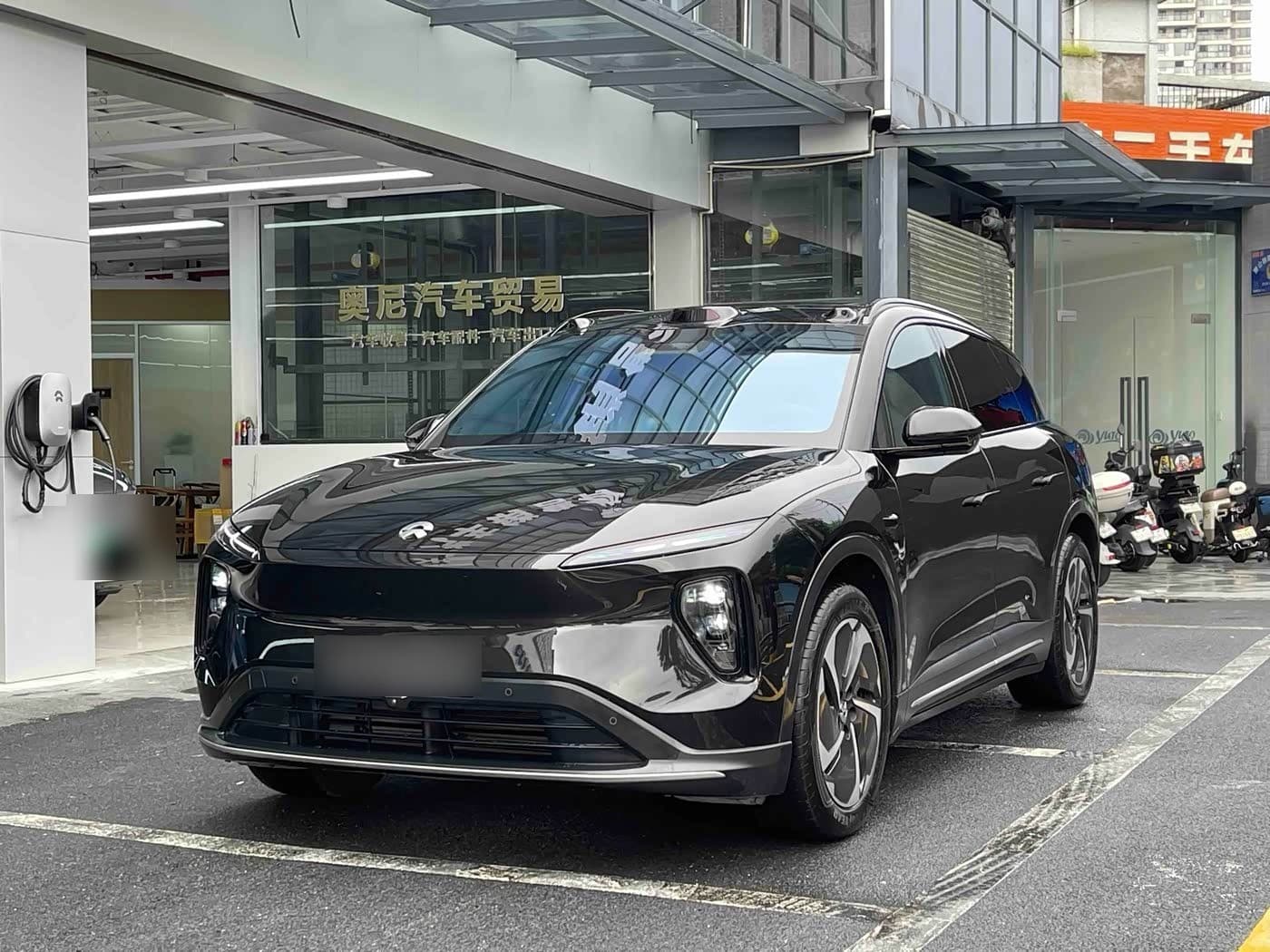 2023 NIO ES6 front exterior