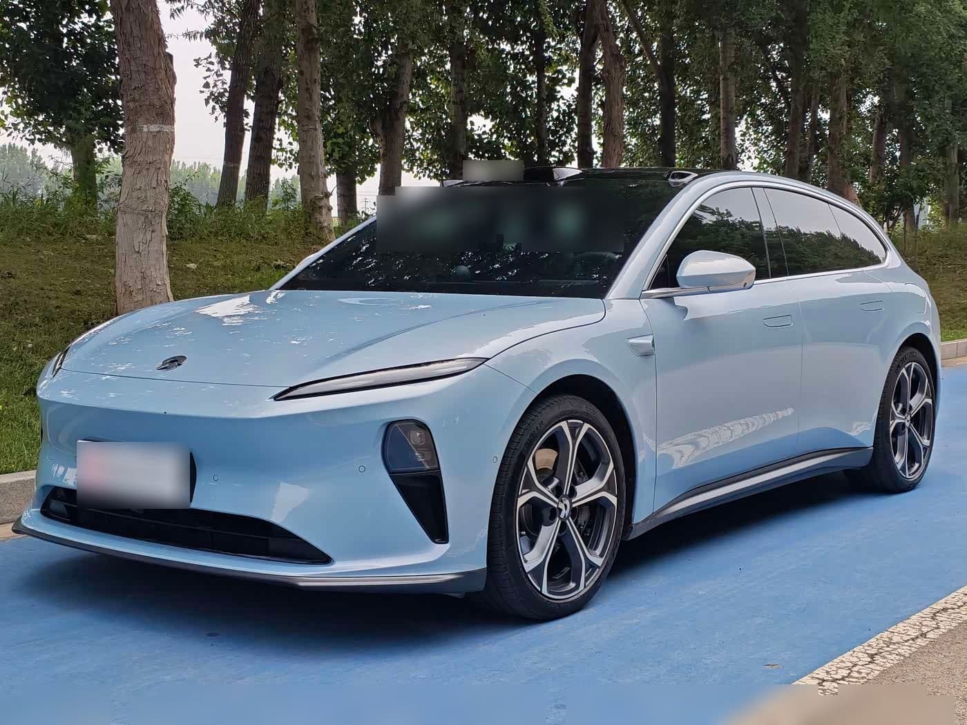 2024 NIO ET5T front exterior