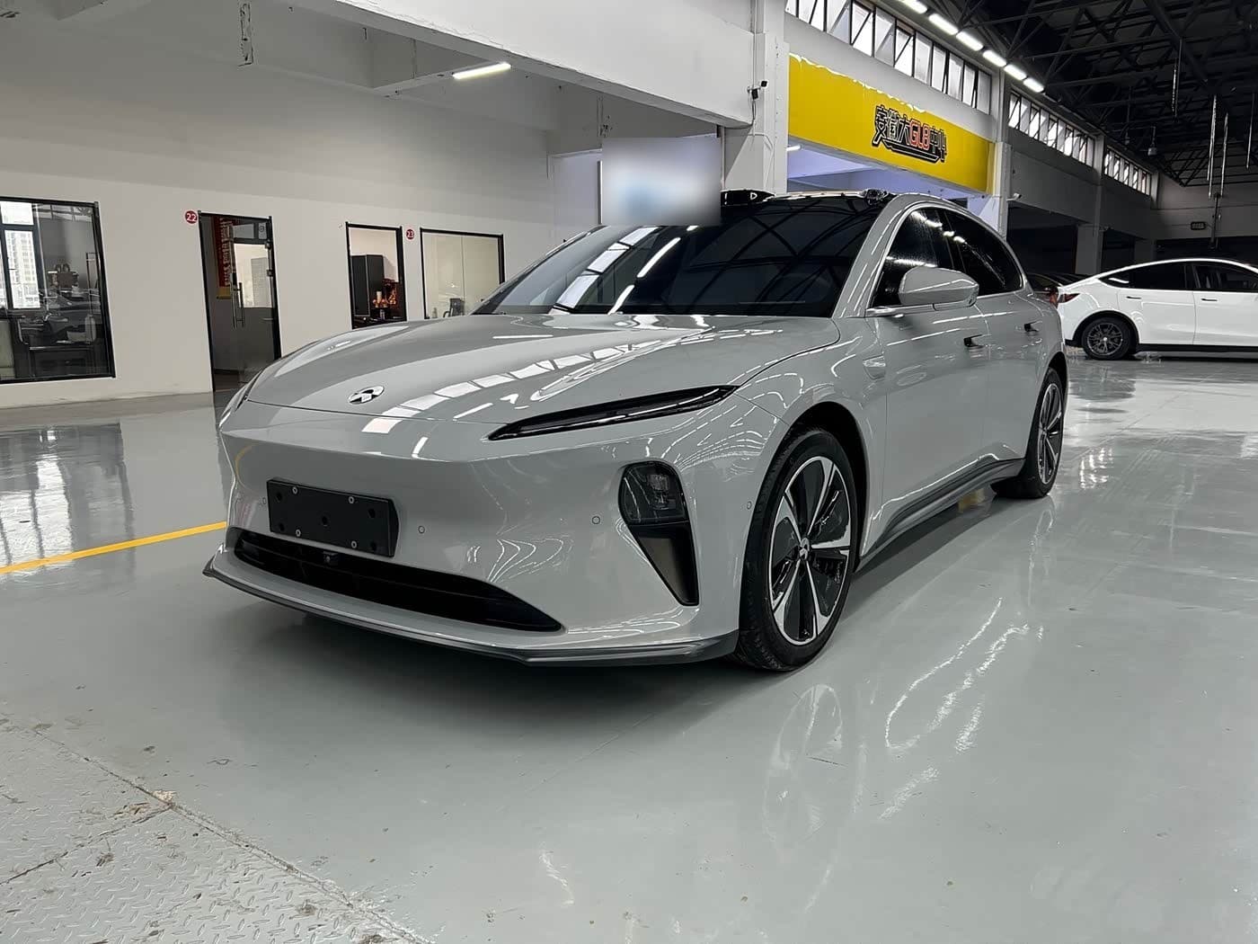2024 NIO ET5T front exterior