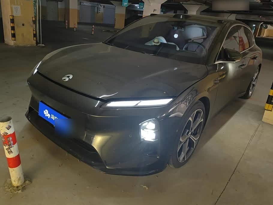 2025 NIO ET5T front exterior