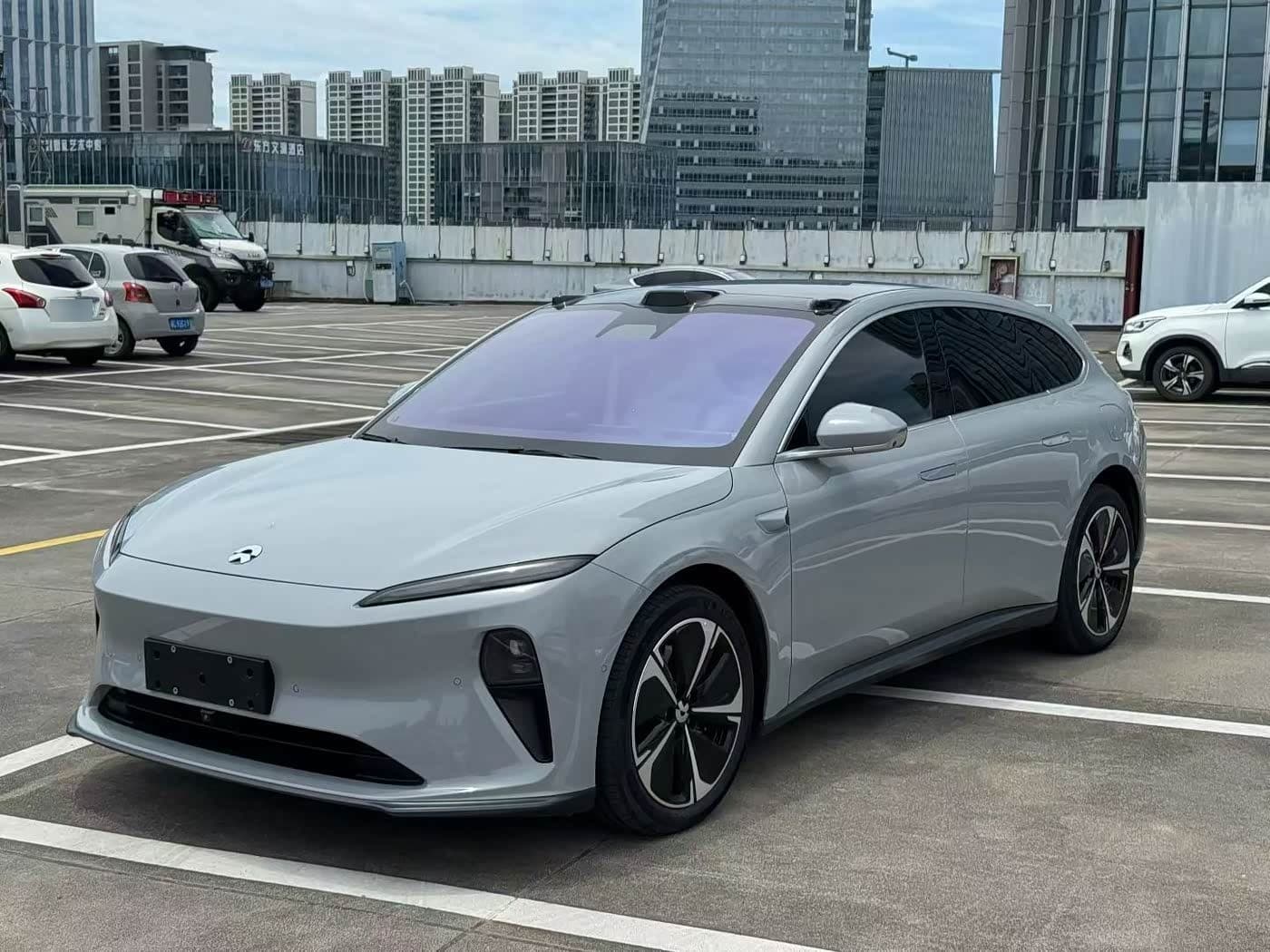 2024 NIO ET5T front exterior