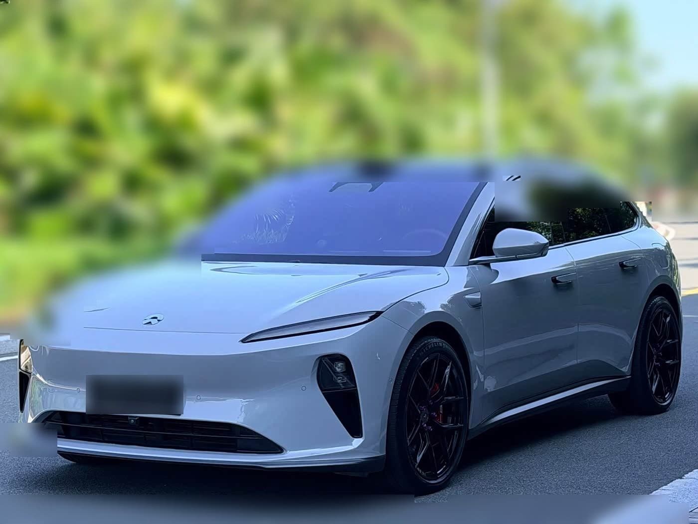 2023 NIO ET5T front exterior