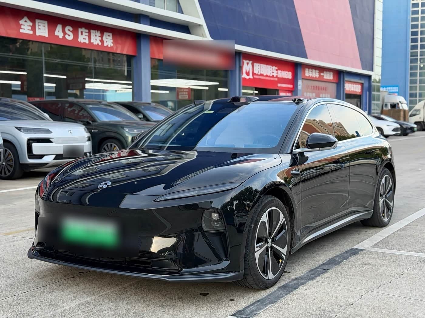 2024 NIO ET5T front exterior