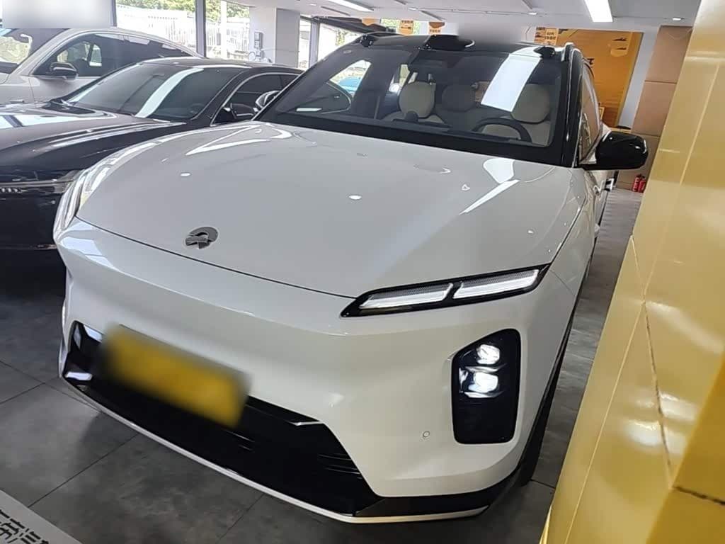 2025 NIO ES6 front exterior
