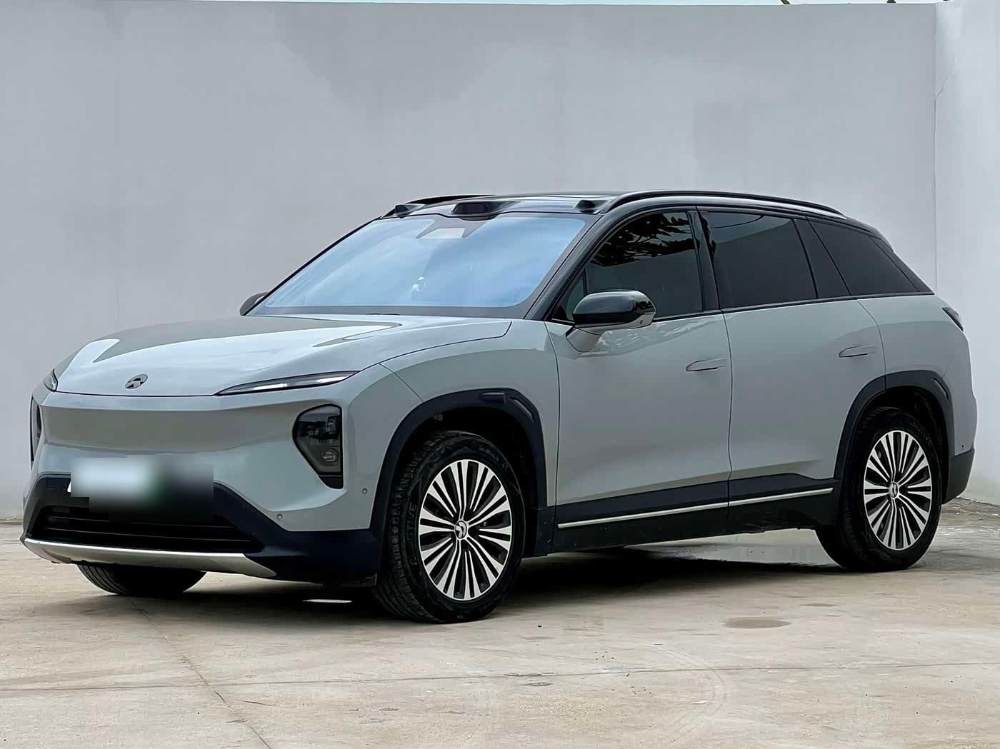 2022 NIO ES7 front exterior
