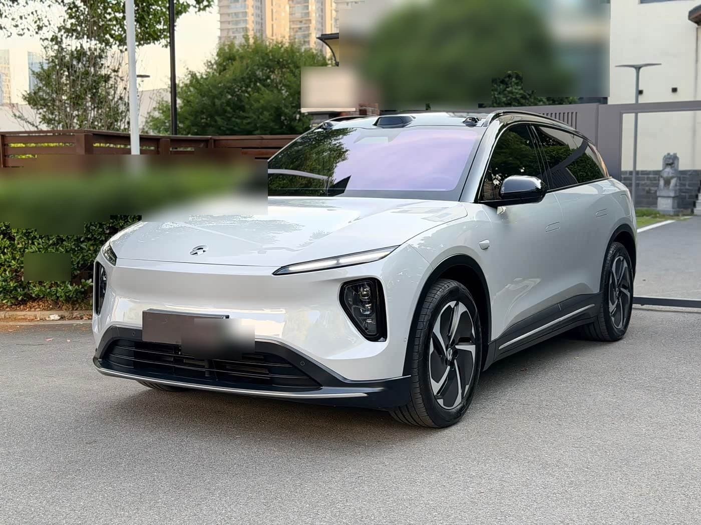 2024 NIO ES6 front exterior