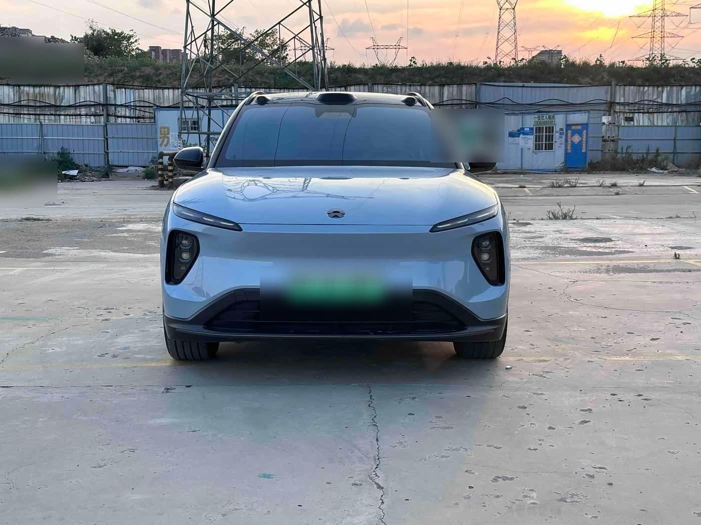 2023 NIO ES6 front exterior