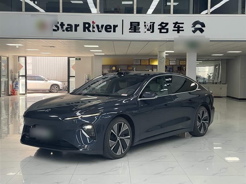 2023 NIO ET7