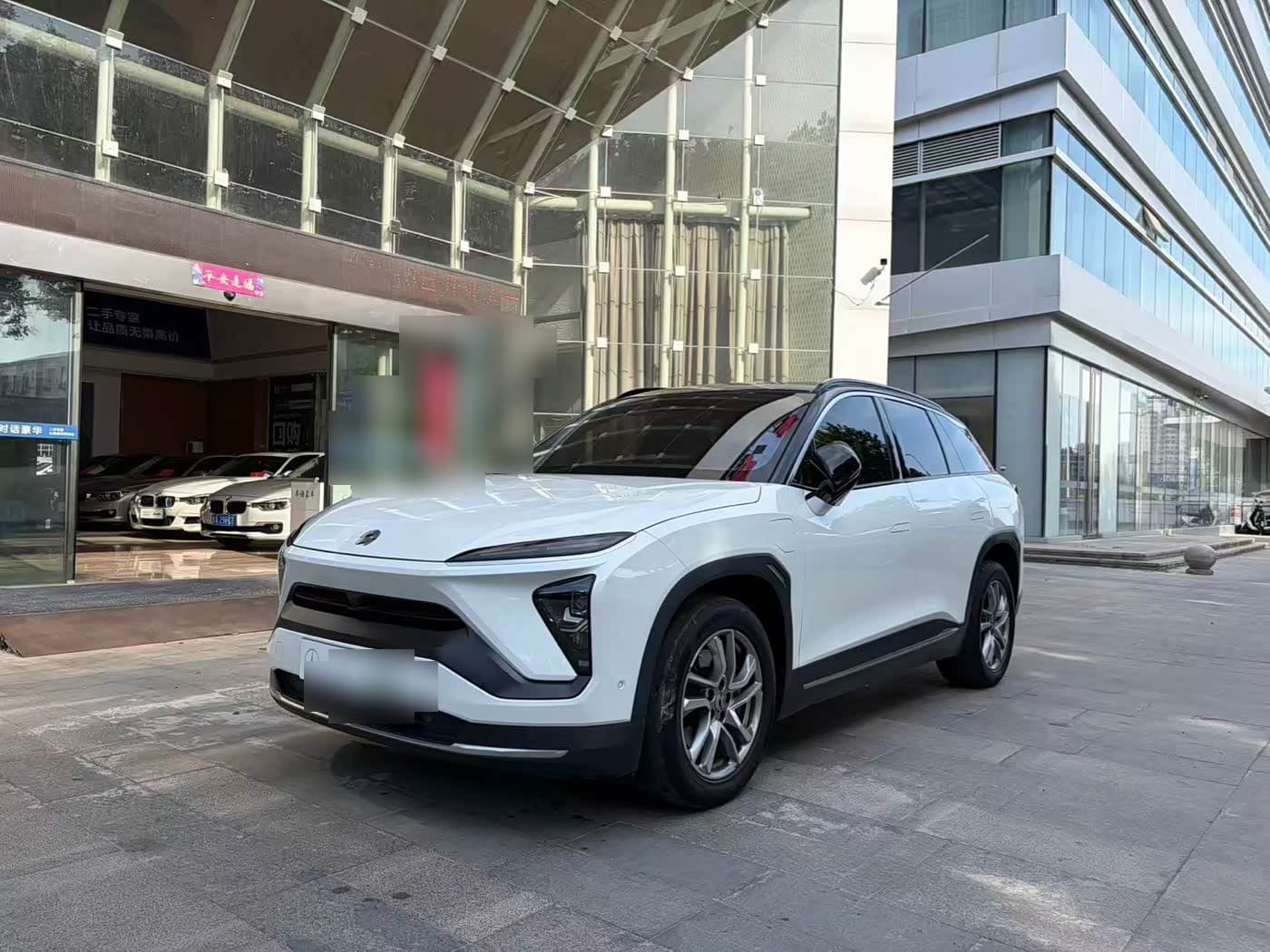 2022 NIO ES6 front exterior
