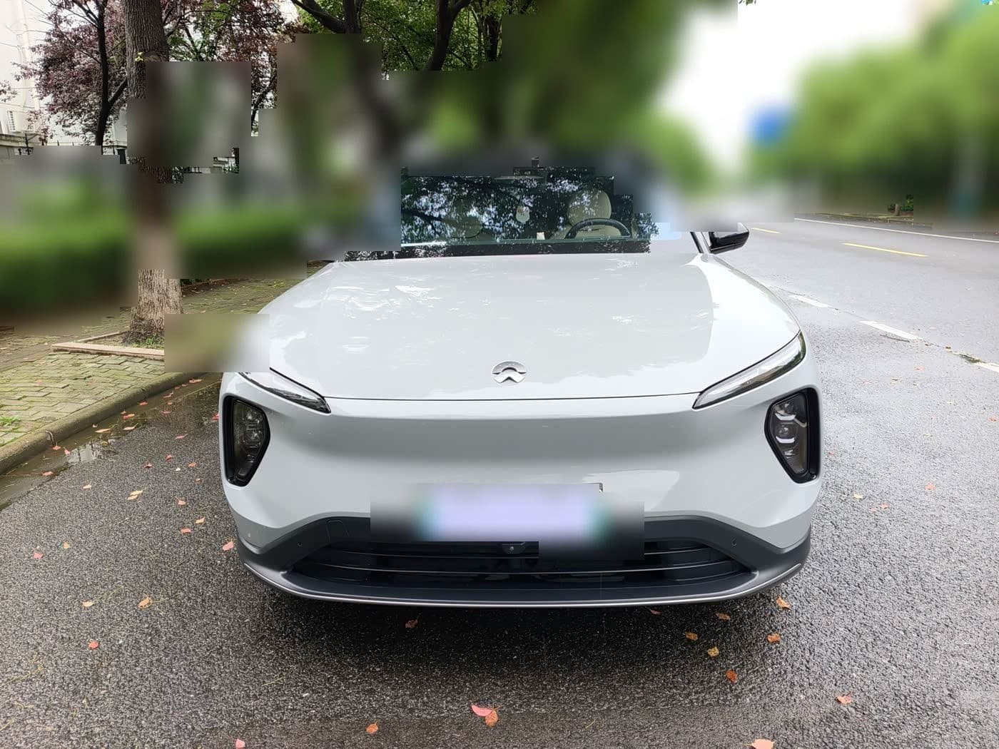 2023 NIO ES6 front exterior