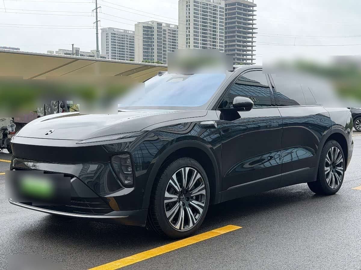 2022 NIO ES8 front exterior