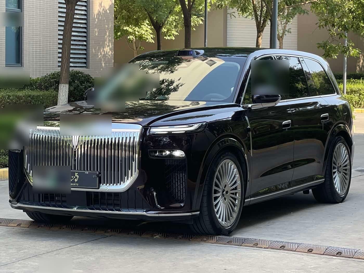 2025 Voyah Auto VOYAH Taisan front exterior