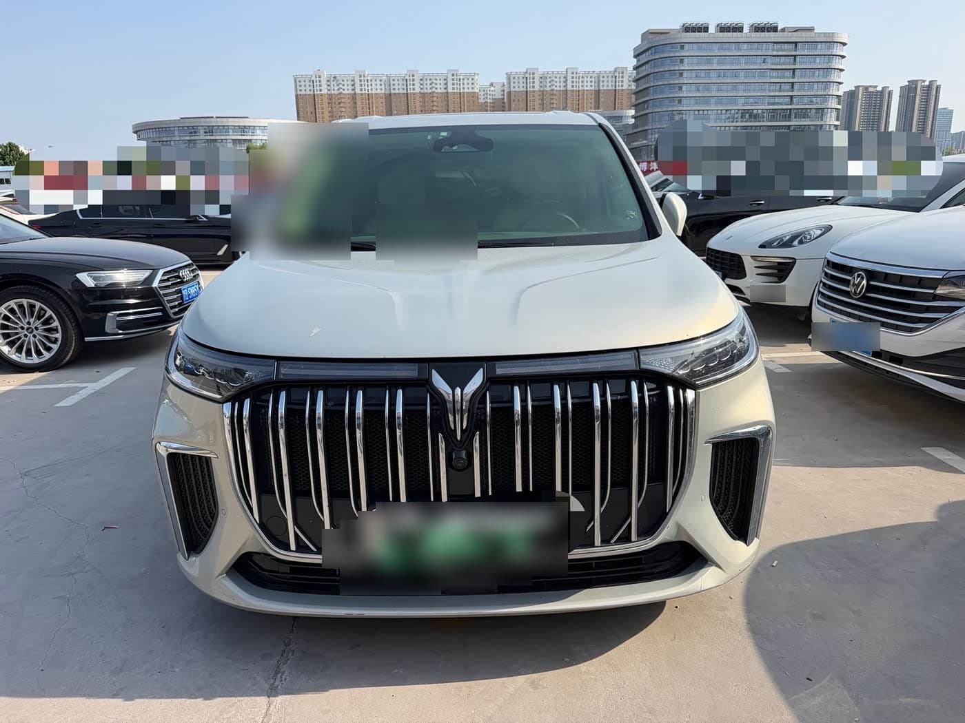 2022 Voyah Auto Voyah Dreamer front exterior