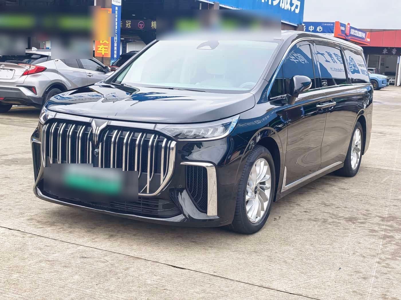 2023 Voyah Auto Voyah Dreamer front exterior