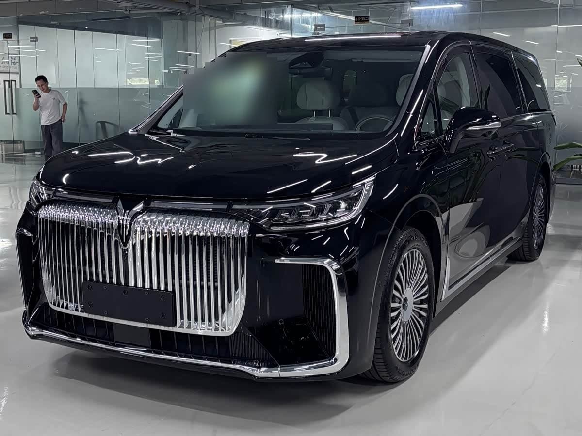 2025 Voyah Auto Voyah Dreamer front exterior