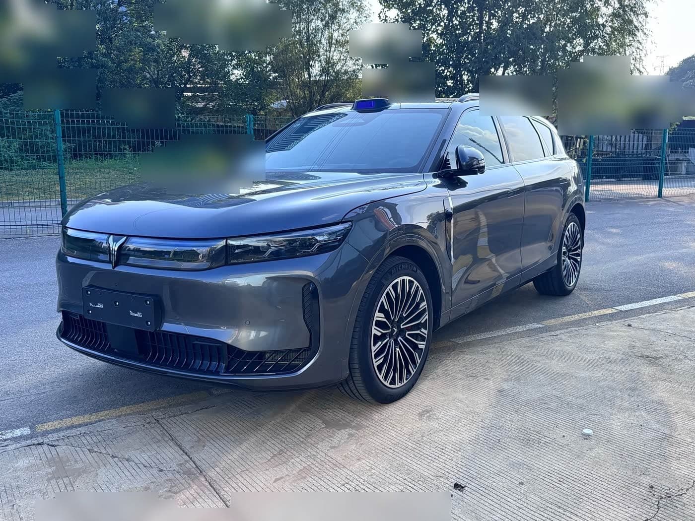 2025 Voyah Auto VOYAH FREE front exterior