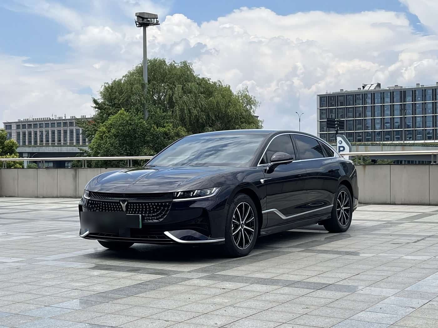 2023 Voyah Auto VOYAH Zhuiguang front exterior
