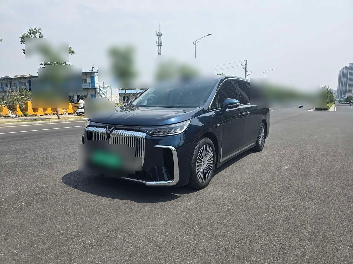 2025 Voyah Auto Voyah Dreamer front exterior